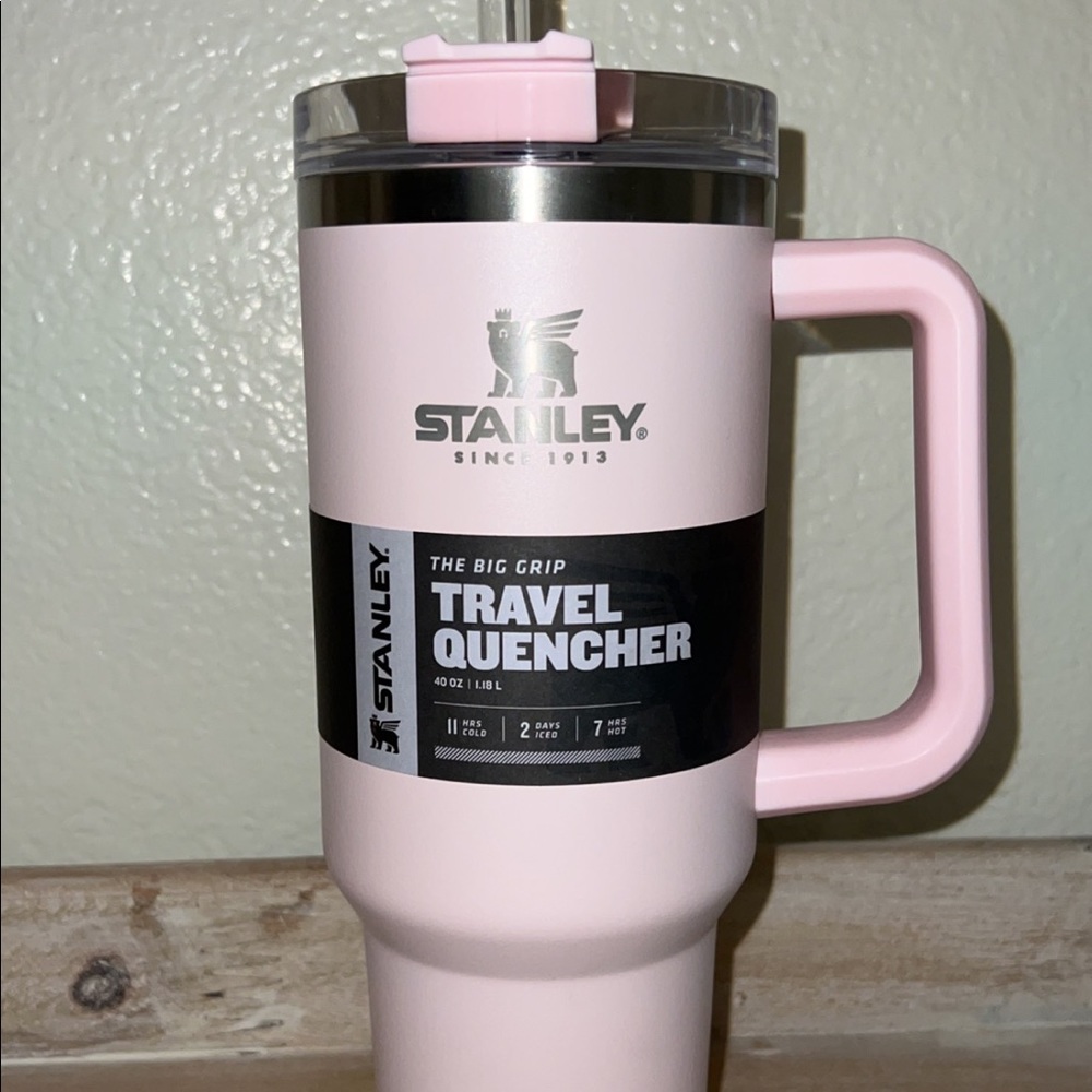 Stanley 40oz Quencher